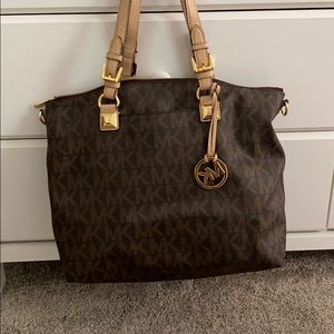 Michael Kors purse